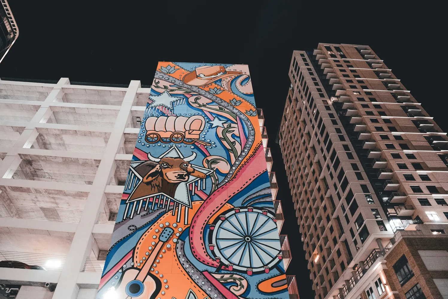 A Comprehensive Tour of Must-See Murals in Urban Areas