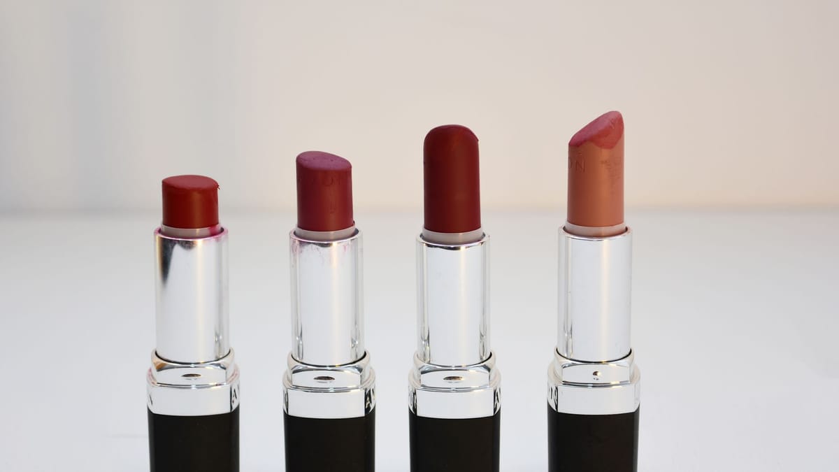 Charlotte Tilbury Pillow Talk Lipstick Review: Our Honest Verdict